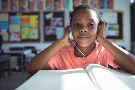 Why Should Students Be Able to Listen to Music in Class, and Can It Boost Creativity?